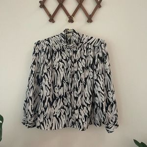 Vintage Black and White High Neck 3/4 Sleeve Button Down Blouse